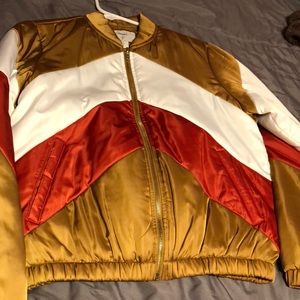 Jacket/ Puffer jacket